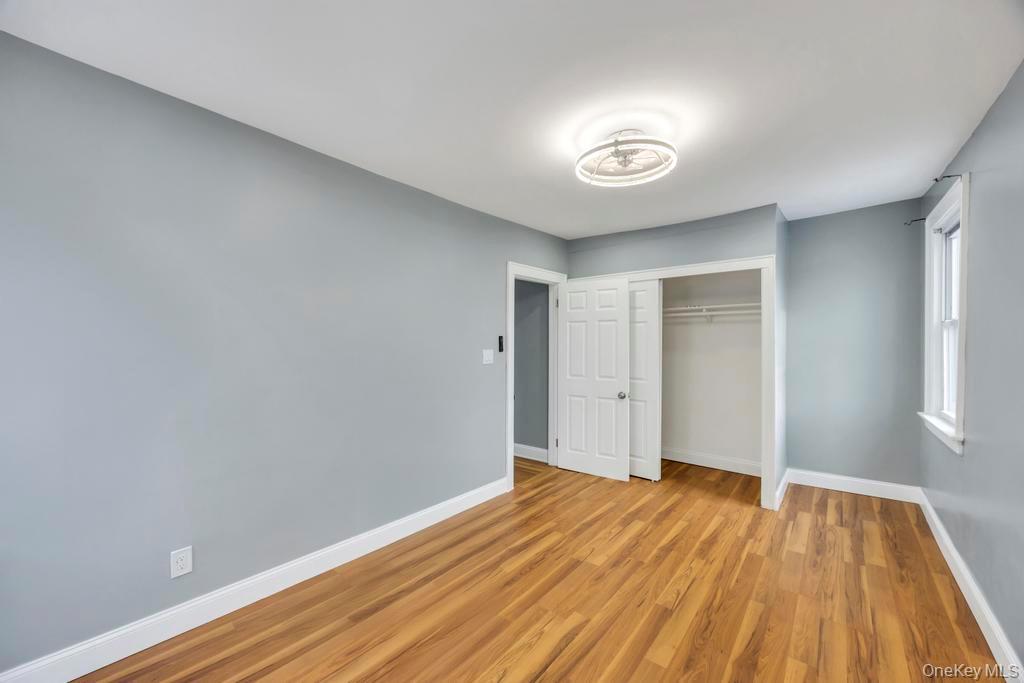 Single Family Sapir  Nassau County, NY 11580, MLS-953895-13