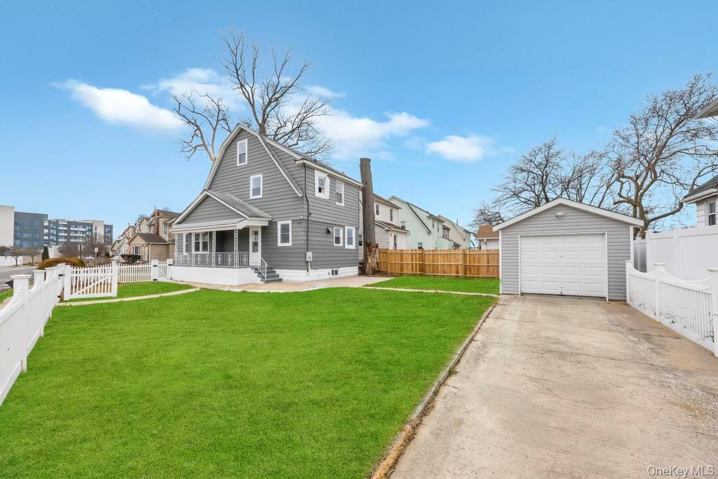 Single Family Sapir  Nassau County, NY 11580, MLS-953895-2