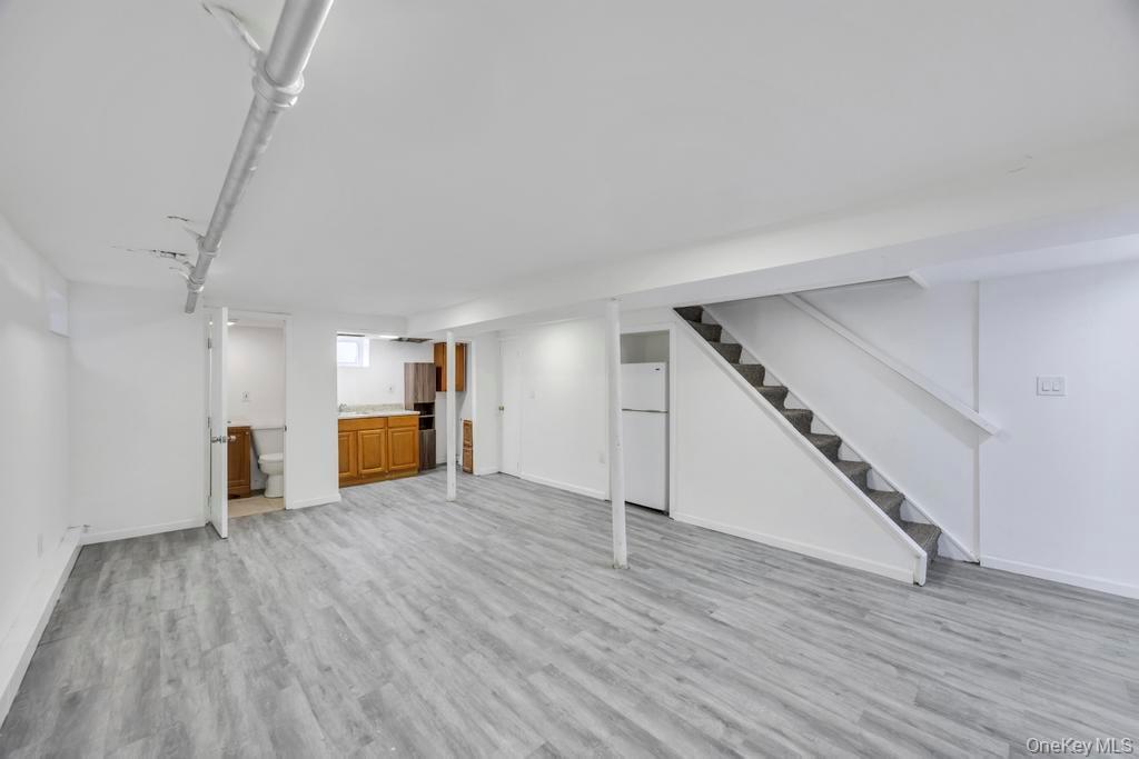Single Family Sapir  Nassau County, NY 11580, MLS-953895-24