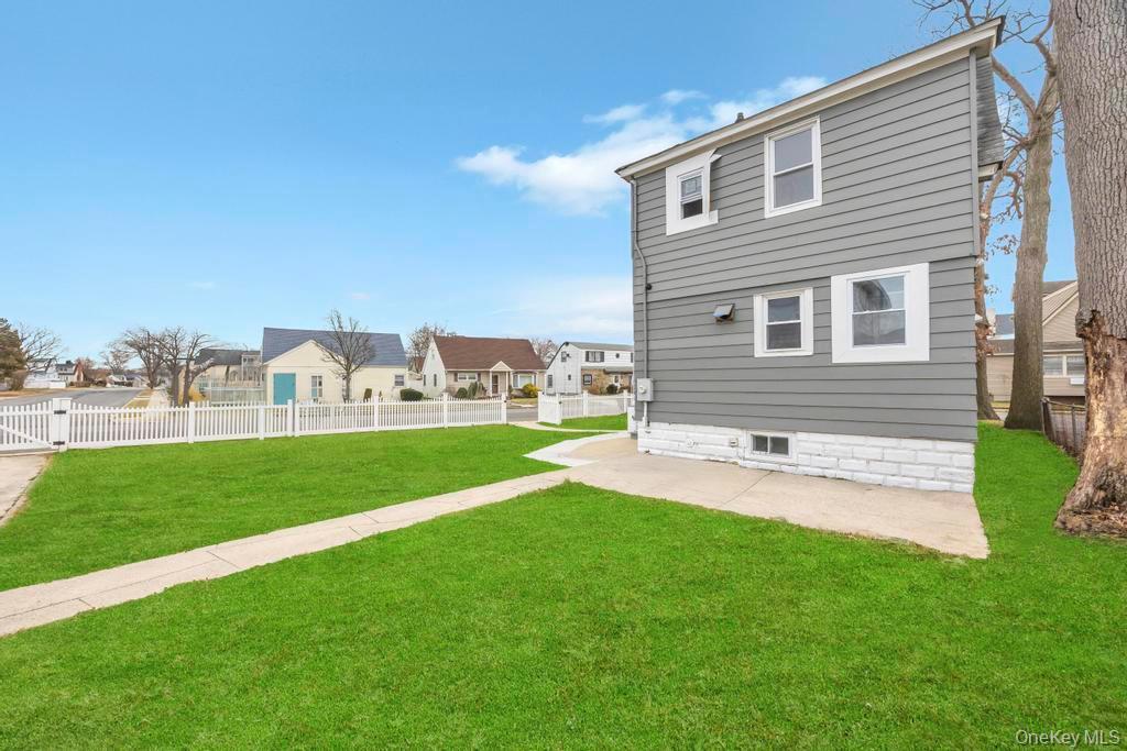 Single Family Sapir  Nassau County, NY 11580, MLS-953895-26