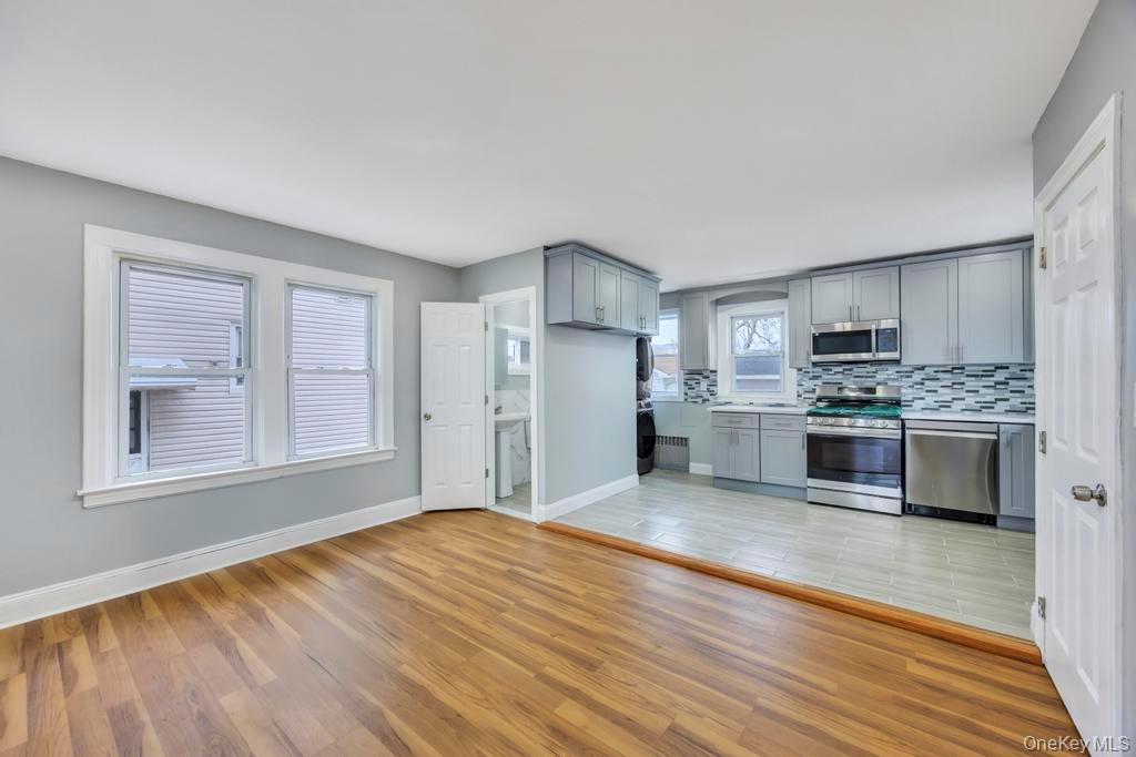 Single Family Sapir  Nassau County, NY 11580, MLS-953895-8