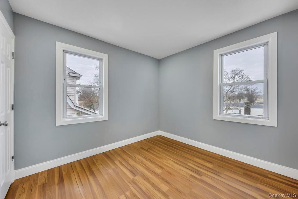 Single Family Sapir  Nassau County, NY 11580, MLS-953895-9