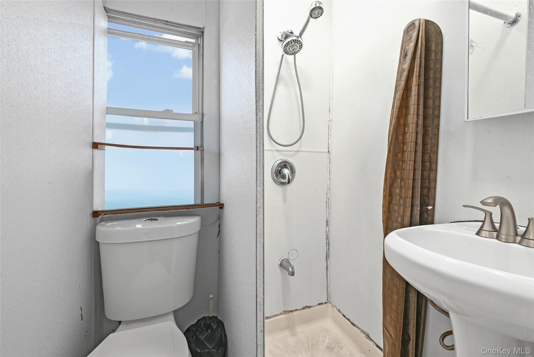 Single Family 171st Queens, NY 11433, MLS-953902-27