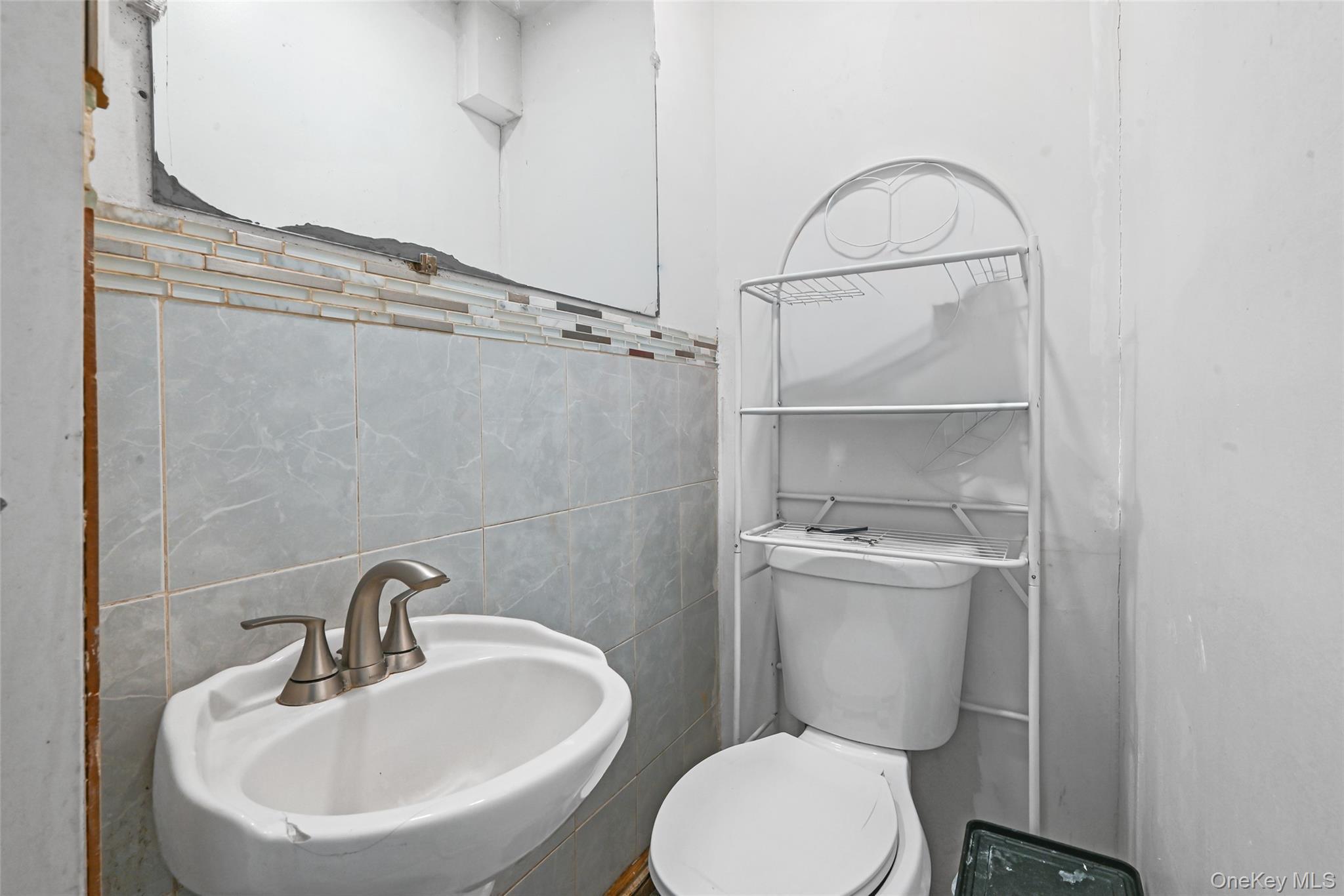 Single Family 171st Queens, NY 11433, MLS-953902-28