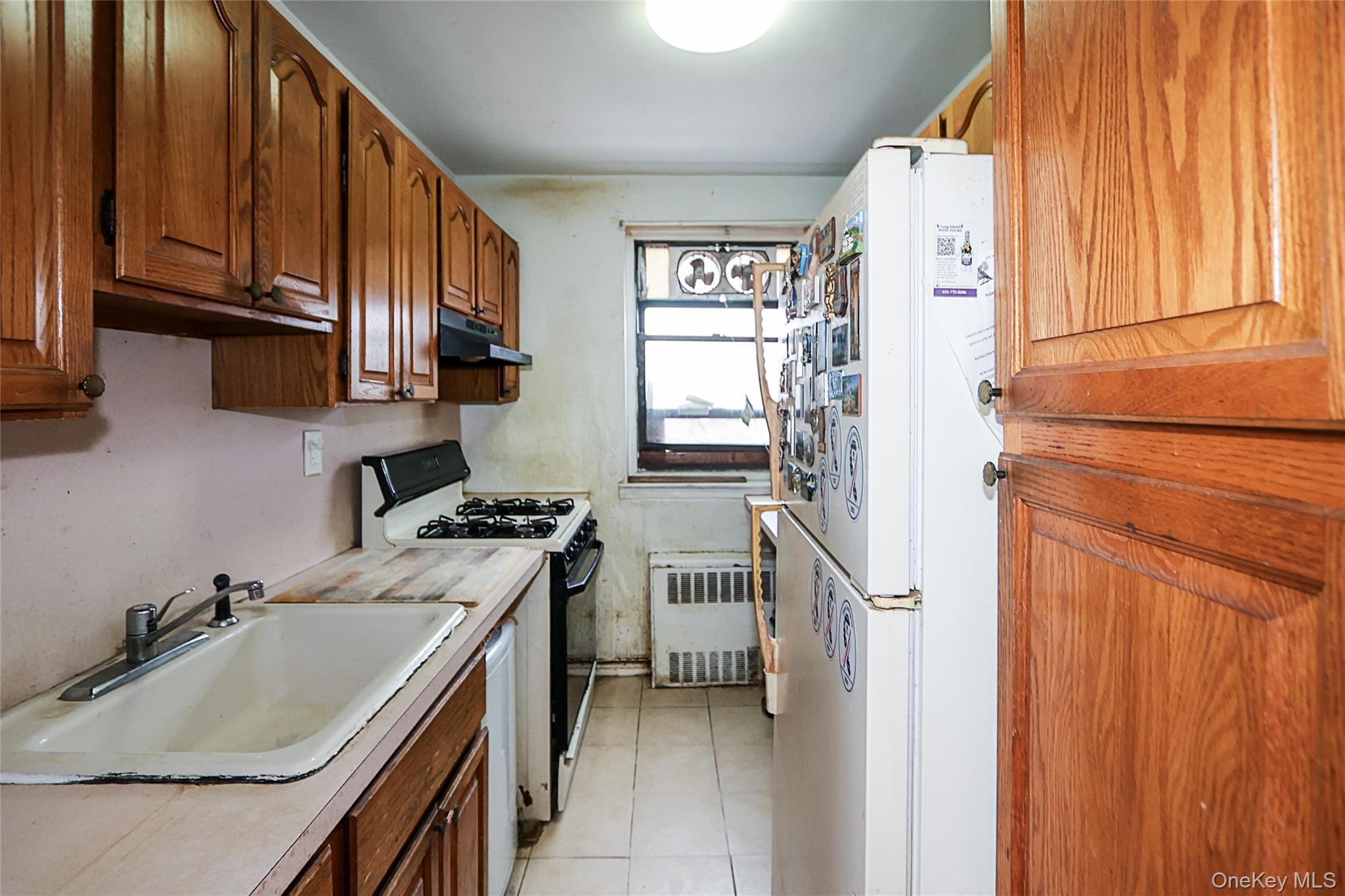 Coop 73rd Ave  Queens, NY 11365, MLS-953947-13