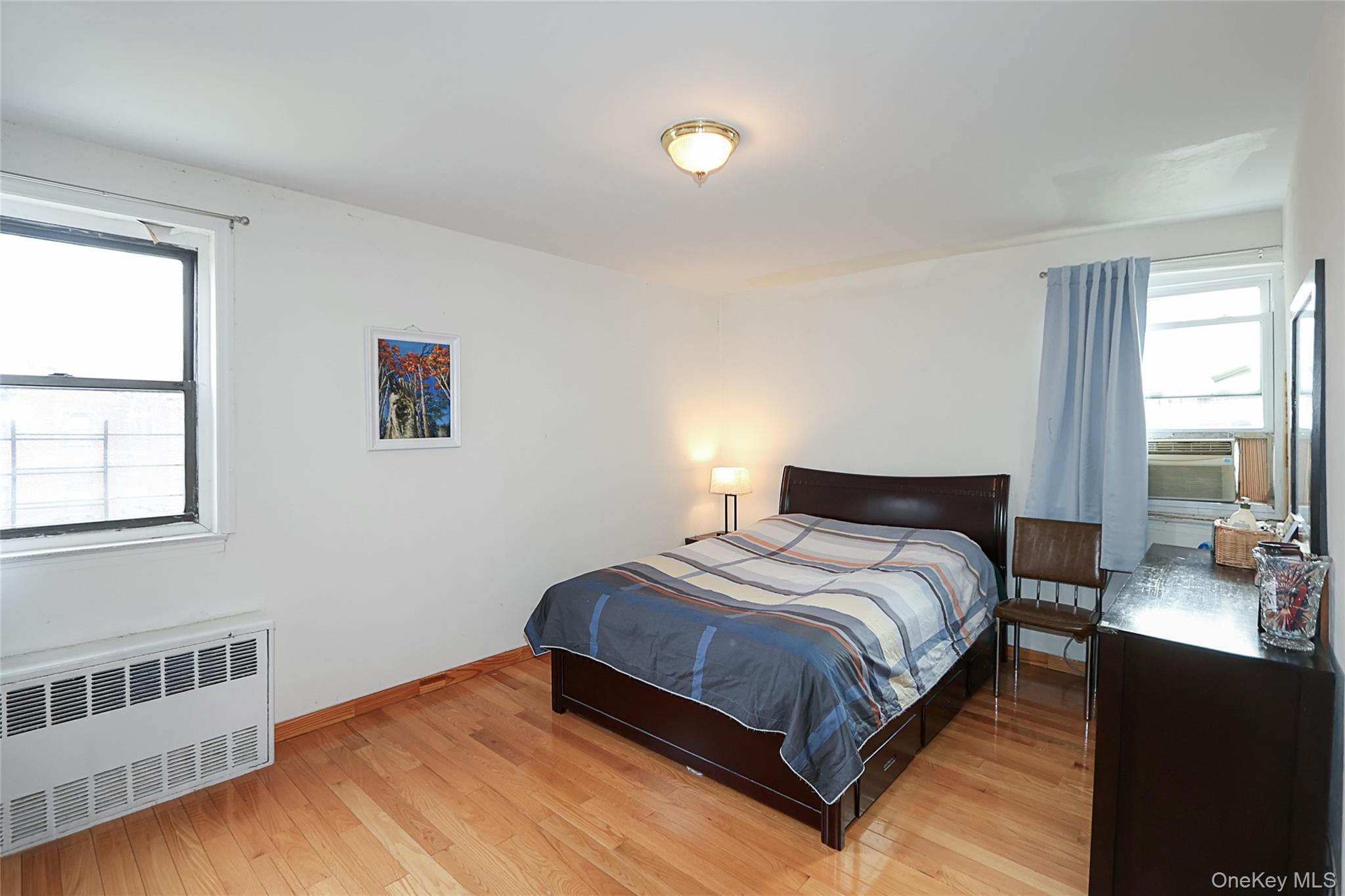 Coop 73rd Ave  Queens, NY 11365, MLS-953947-16