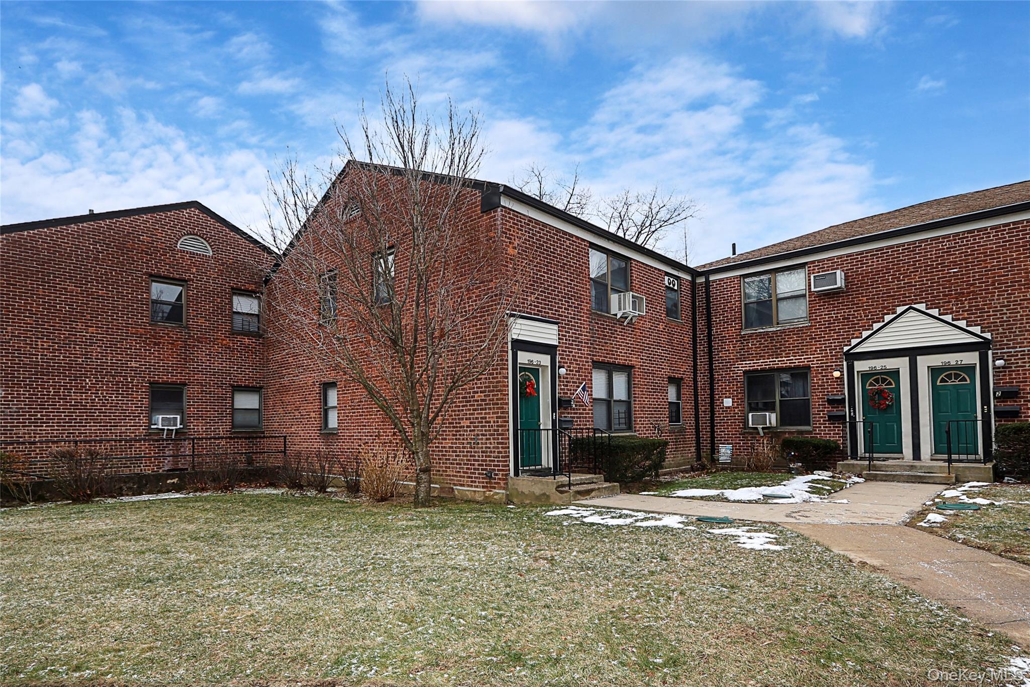 Coop 73rd Ave  Queens, NY 11365, MLS-953947-2