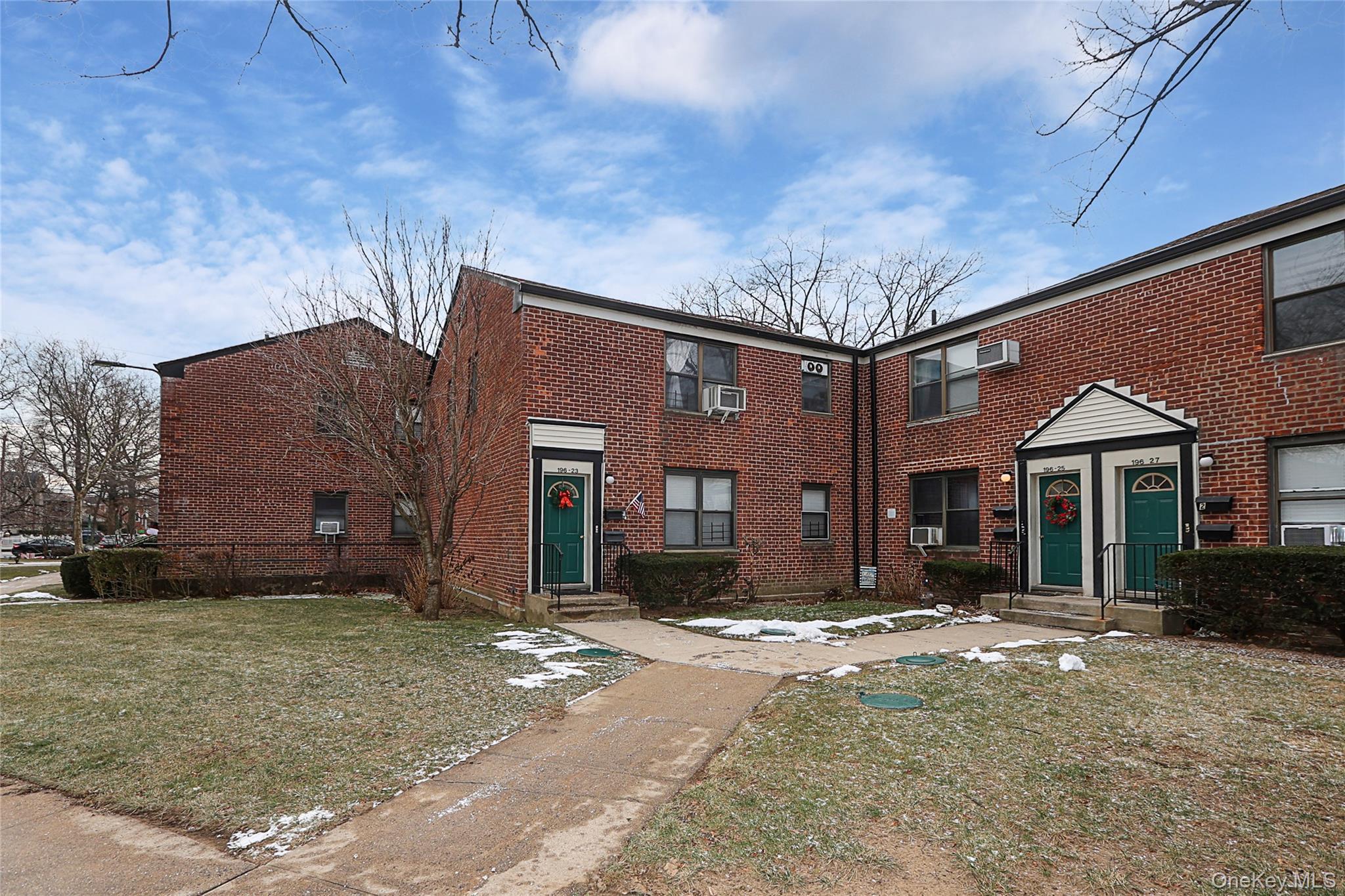 Coop 73rd Ave  Queens, NY 11365, MLS-953947-3