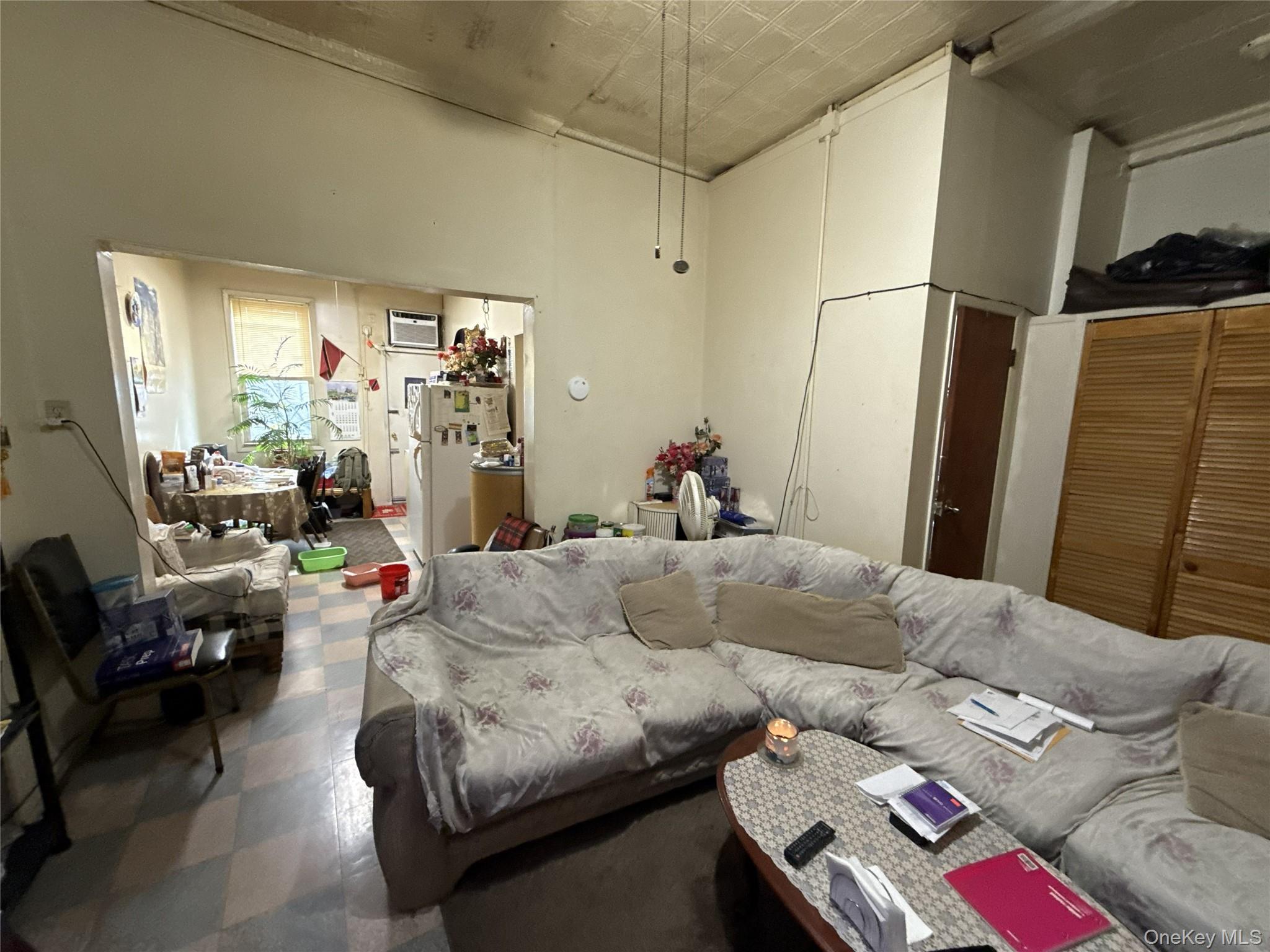 Single Family Liberty  Queens, NY 11417, MLS-953955-4