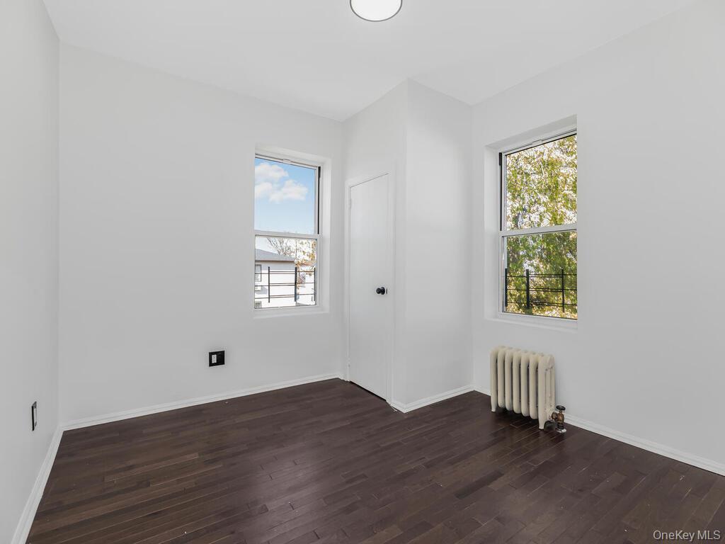 Single Family 182nd  Queens, NY 11413, MLS-953962-21