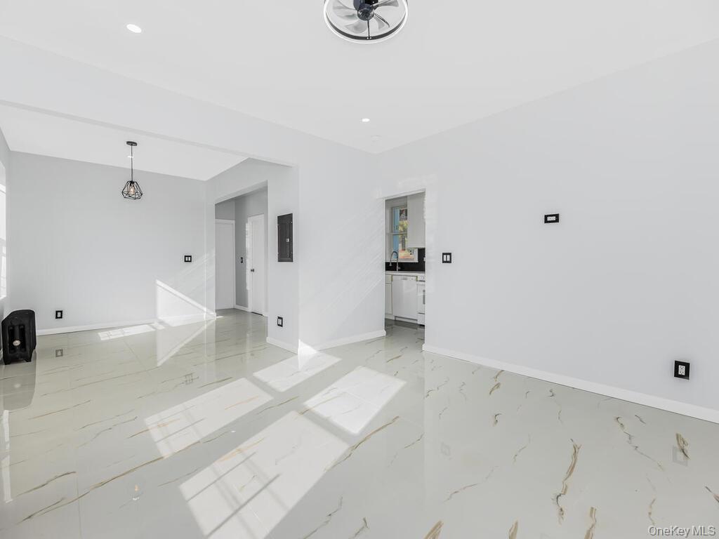 Single Family 182nd  Queens, NY 11413, MLS-953962-34