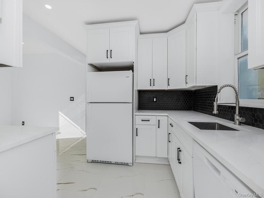 Single Family 182nd  Queens, NY 11413, MLS-953962-37