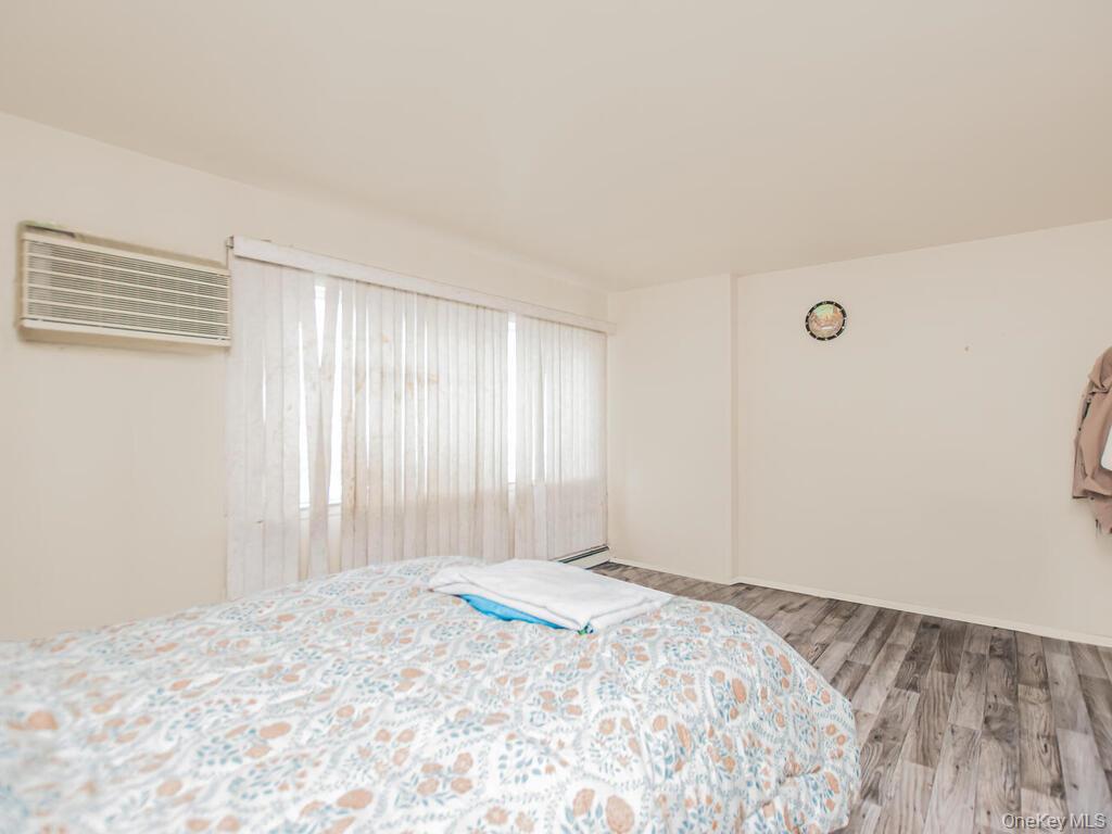 Single Family Boller Bronx, NY 10466, MLS-953989-15