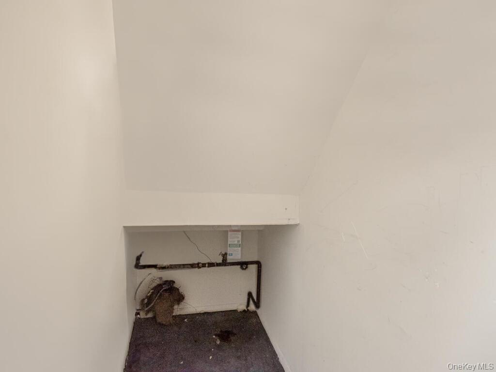 Single Family Boller Bronx, NY 10466, MLS-953989-16