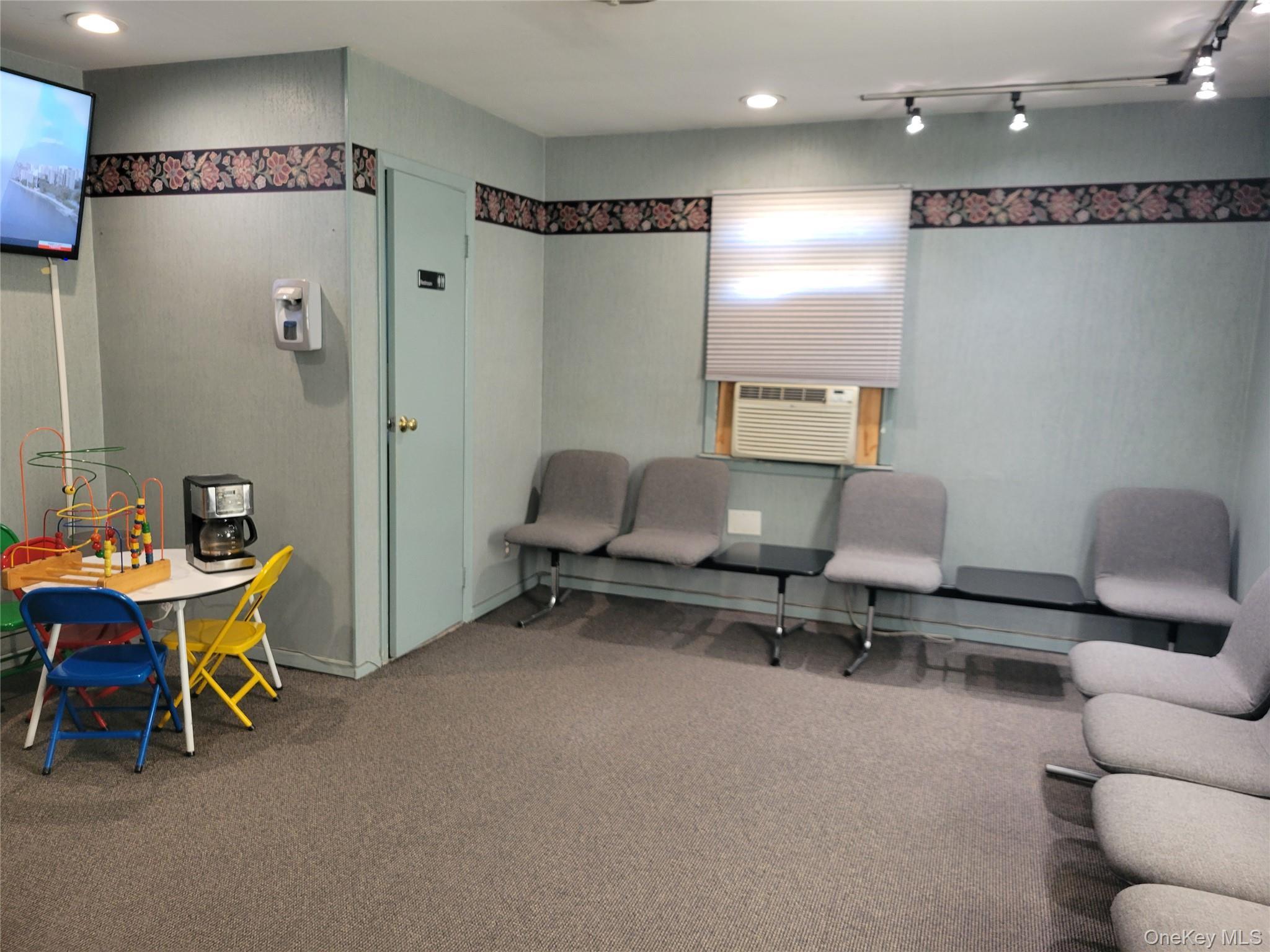 Single Family 200  Queens, NY 11360, MLS-953995-8