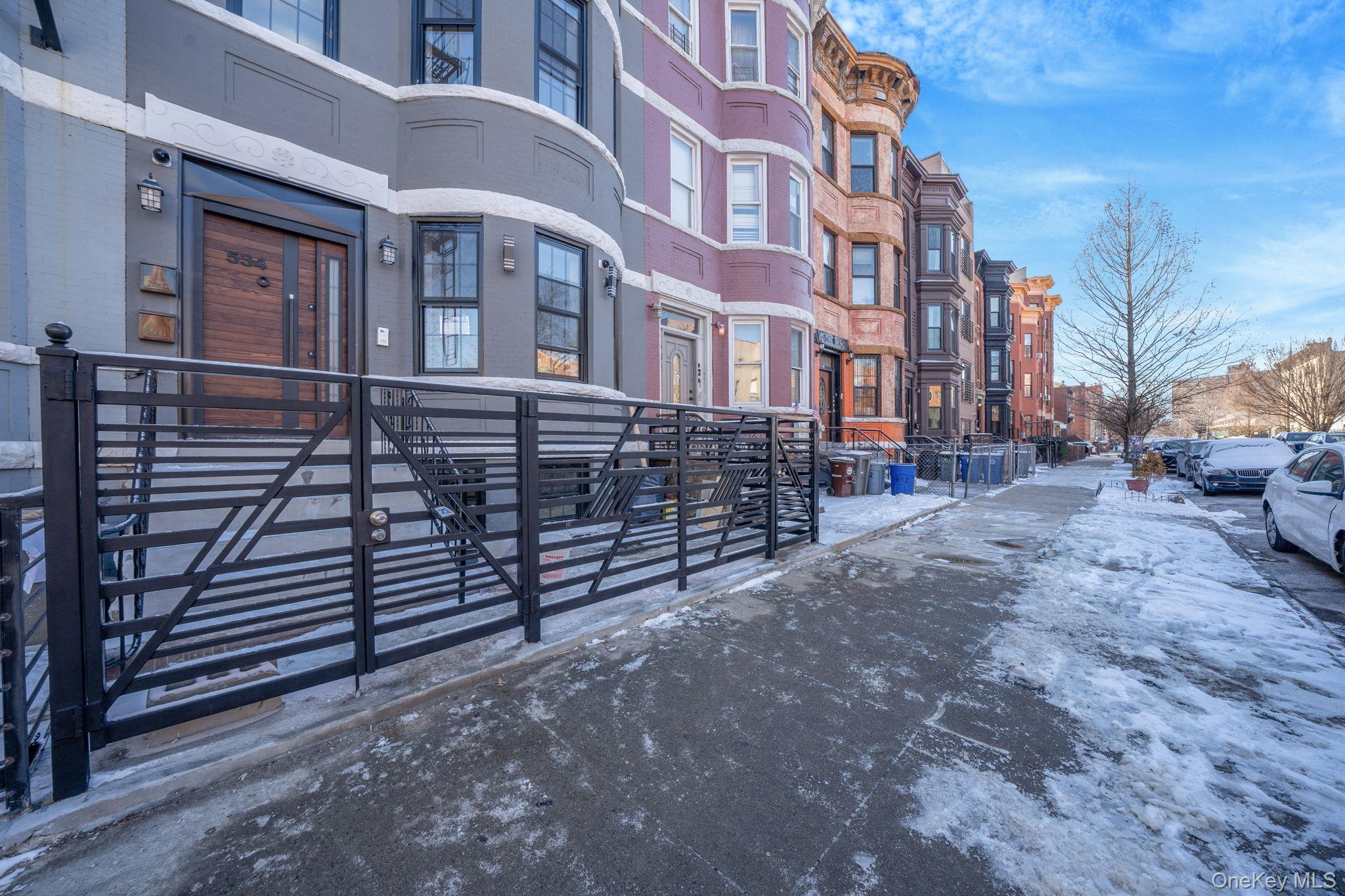 Single Family Kosciuszko  Brooklyn, NY 11221, MLS-953997-3