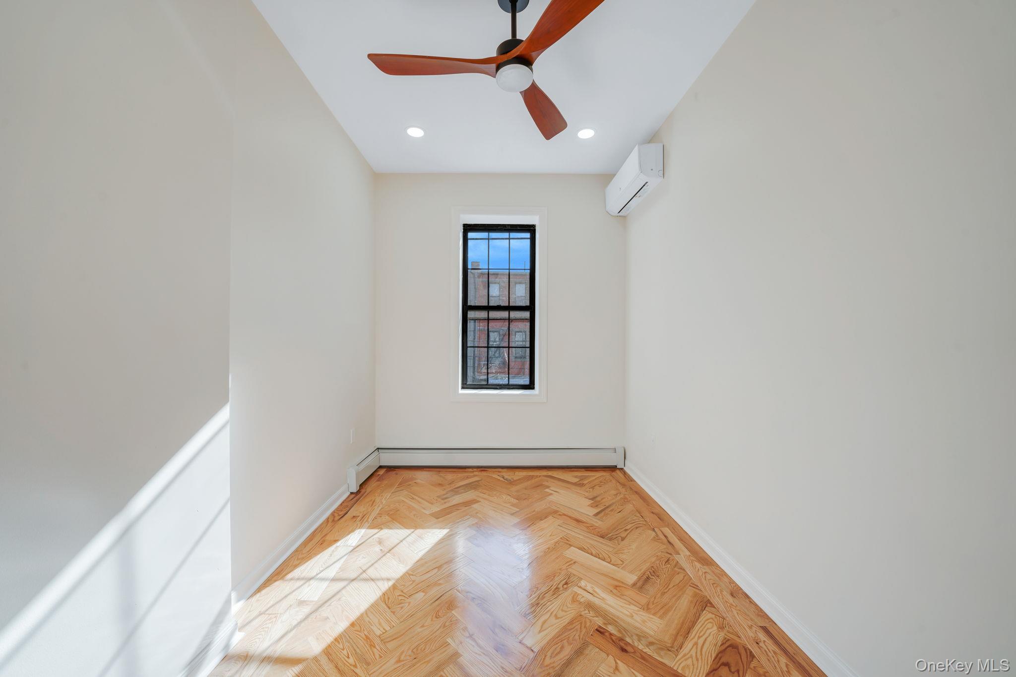 Single Family Kosciuszko  Brooklyn, NY 11221, MLS-953997-34