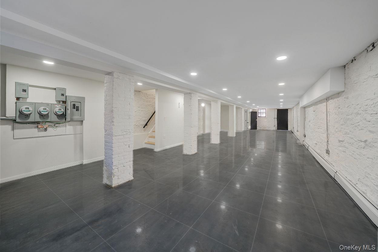 Single Family Kosciuszko  Brooklyn, NY 11221, MLS-953997-41