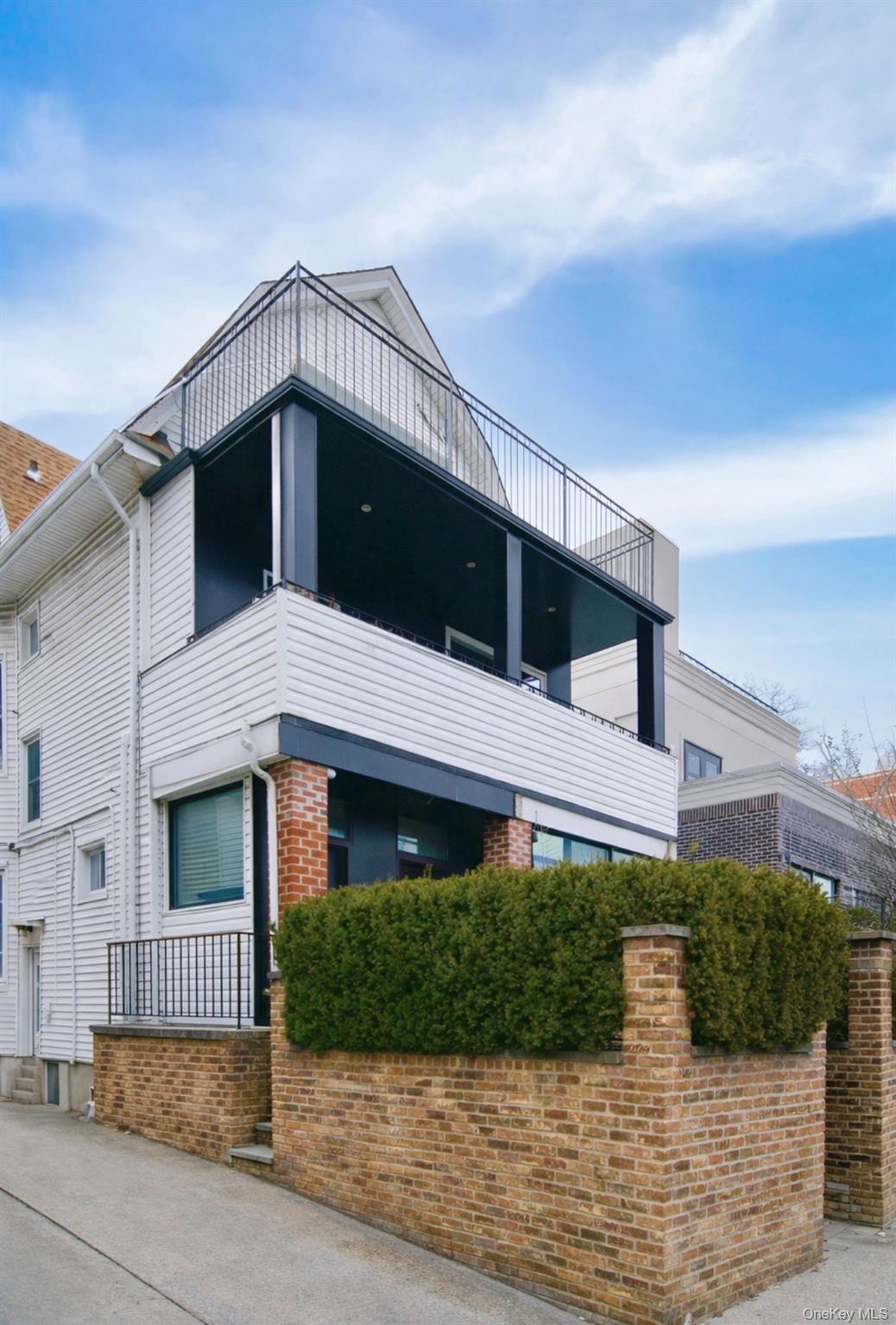 Single Family Avenue P  Brooklyn, NY 11229, MLS-954026-3