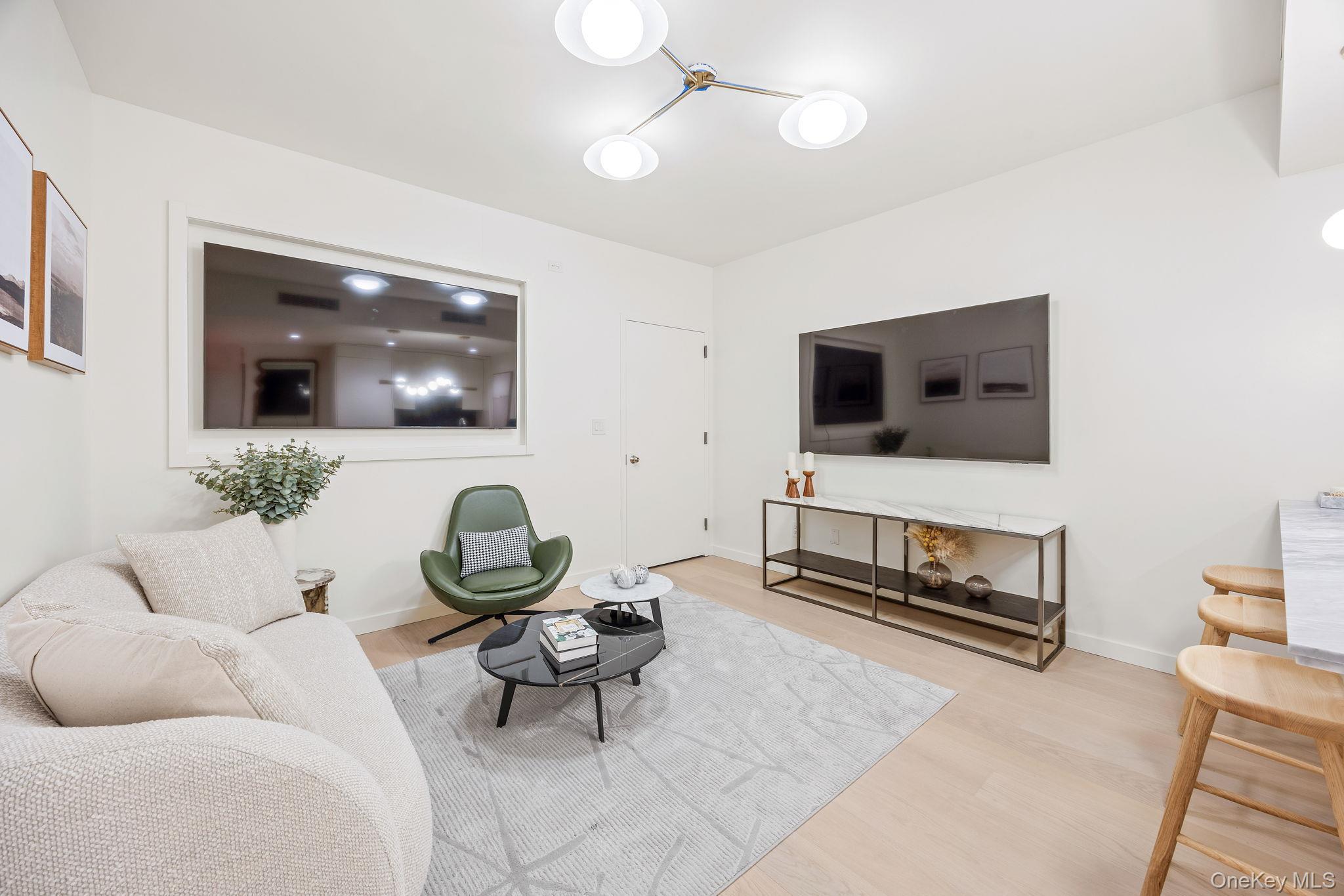 Condo Queens  Queens, NY 11377, MLS-954065-7