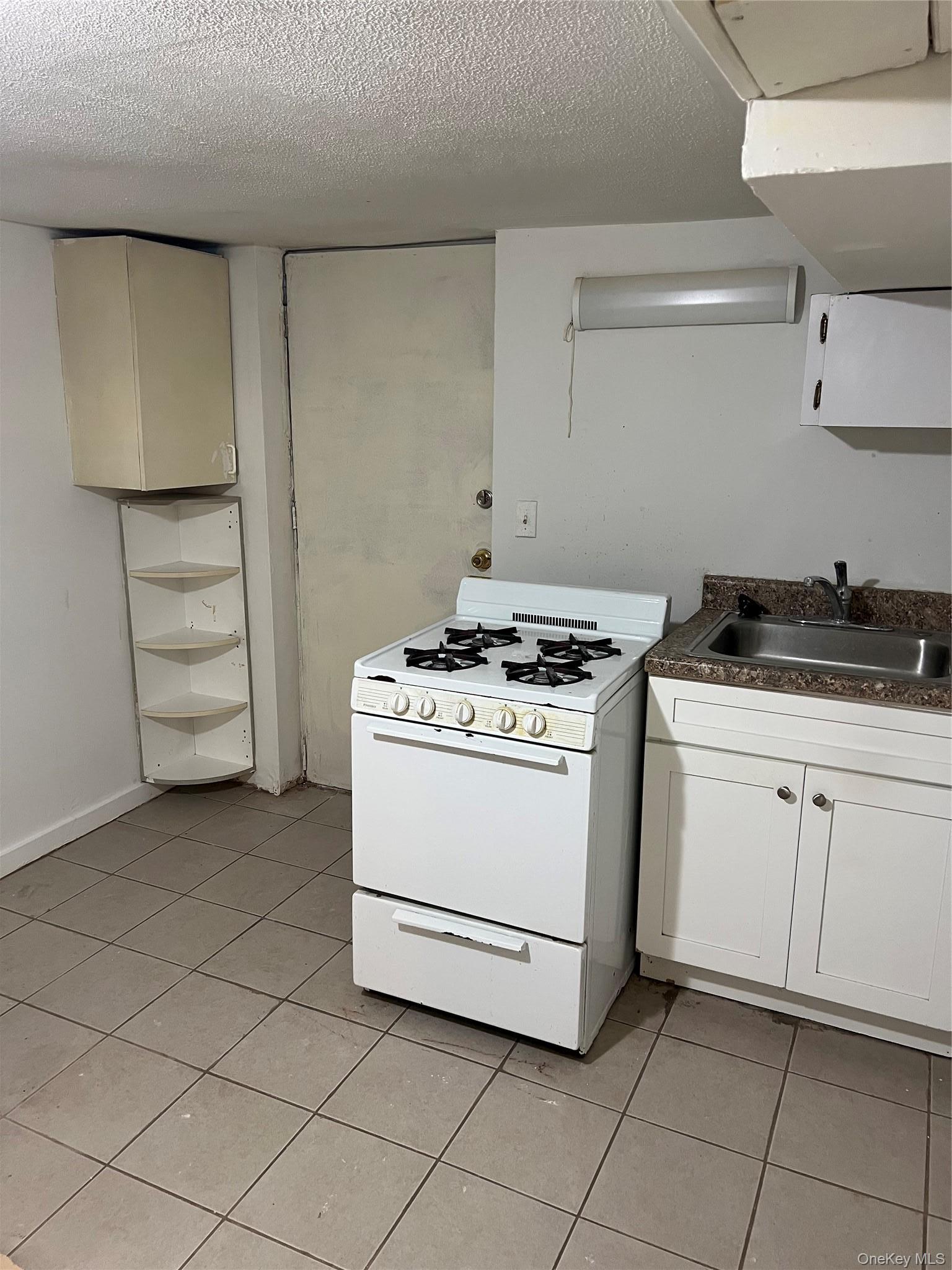 Single Family 225th Street  Queens, NY 11429, MLS-954066-17