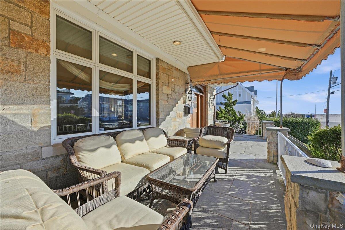 Single Family Beach 147th Street  Queens, NY 11694, MLS-954082-3