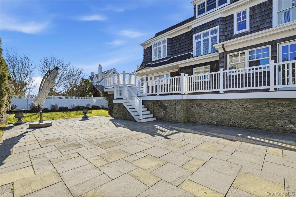 Single Family Beach 147th Street  Queens, NY 11694, MLS-954082-36