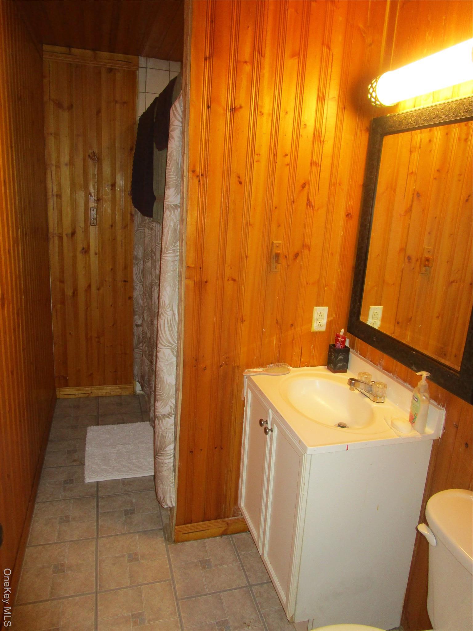 Single Family Connecticut  Suffolk County, NY 11763, MLS-954094-18