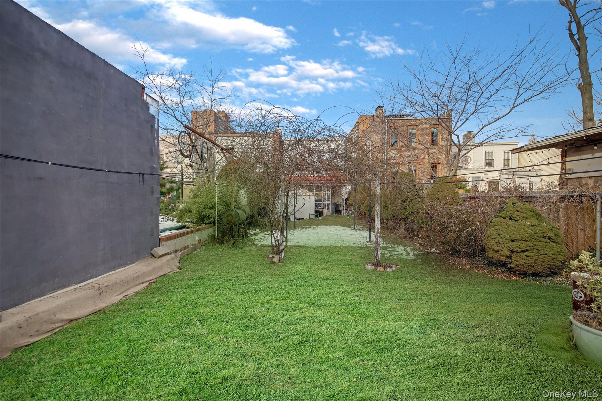 Single Family Bergen  Brooklyn, NY 11233, MLS-954114-6