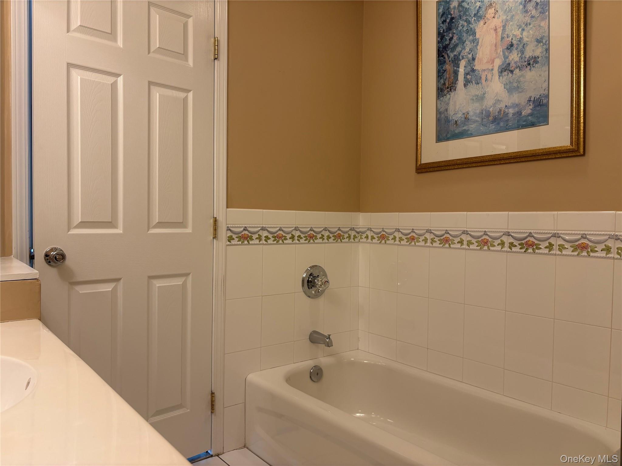 Condo Scenic Lake Suffolk County, NY 11901, MLS-954115-15