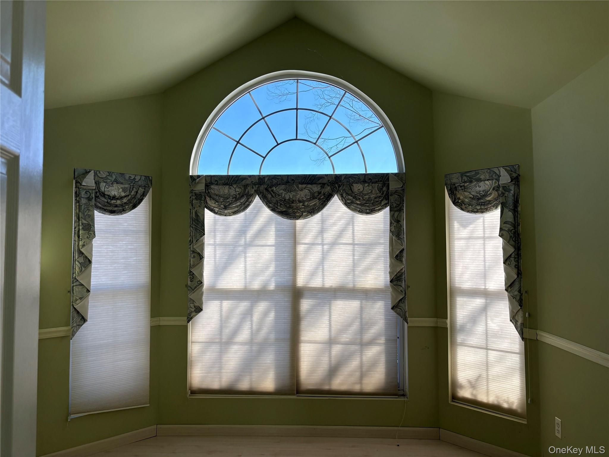 Condo Scenic Lake Suffolk County, NY 11901, MLS-954115-19