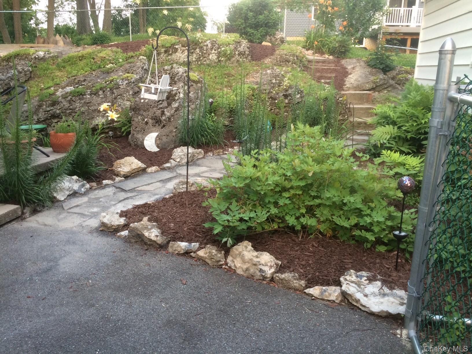 Single Family Clifton  Ulster County, NY 12401, MLS-954135-25