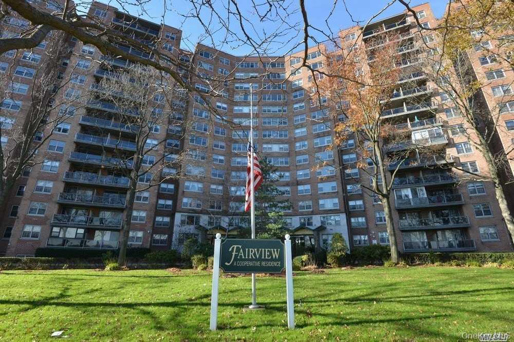 Coop Grand Central  Queens, NY 11375, MLS-954153-2