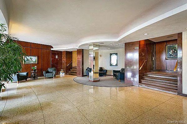 Coop Grand Central  Queens, NY 11375, MLS-954153-3