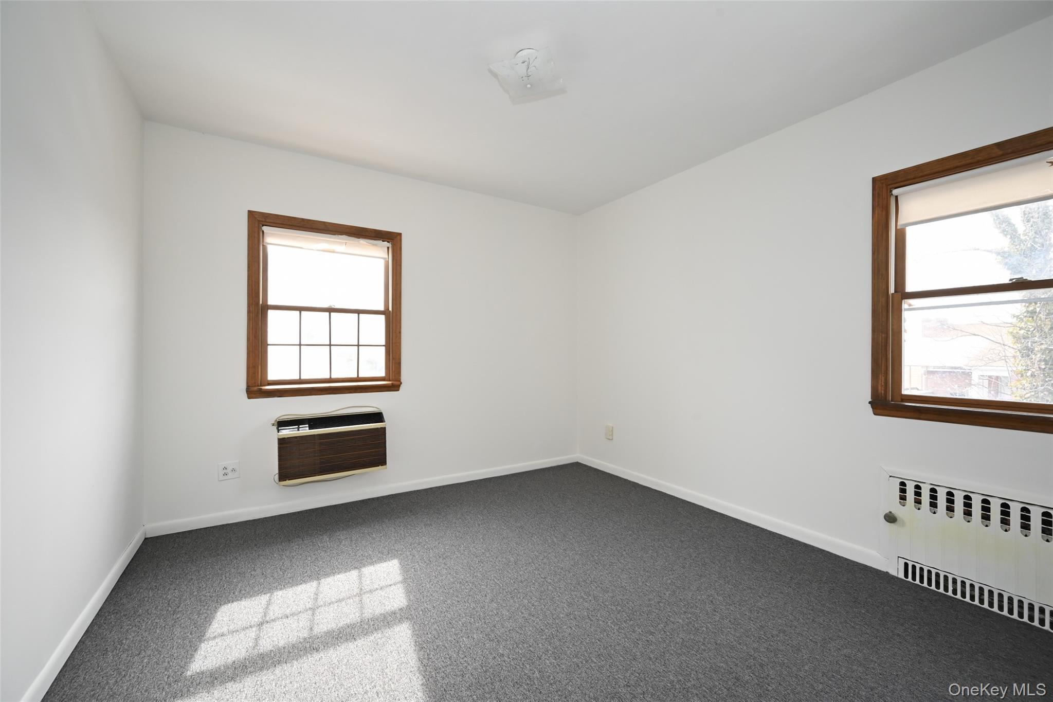 Single Family 213th Queens, NY 11364, MLS-954178-14