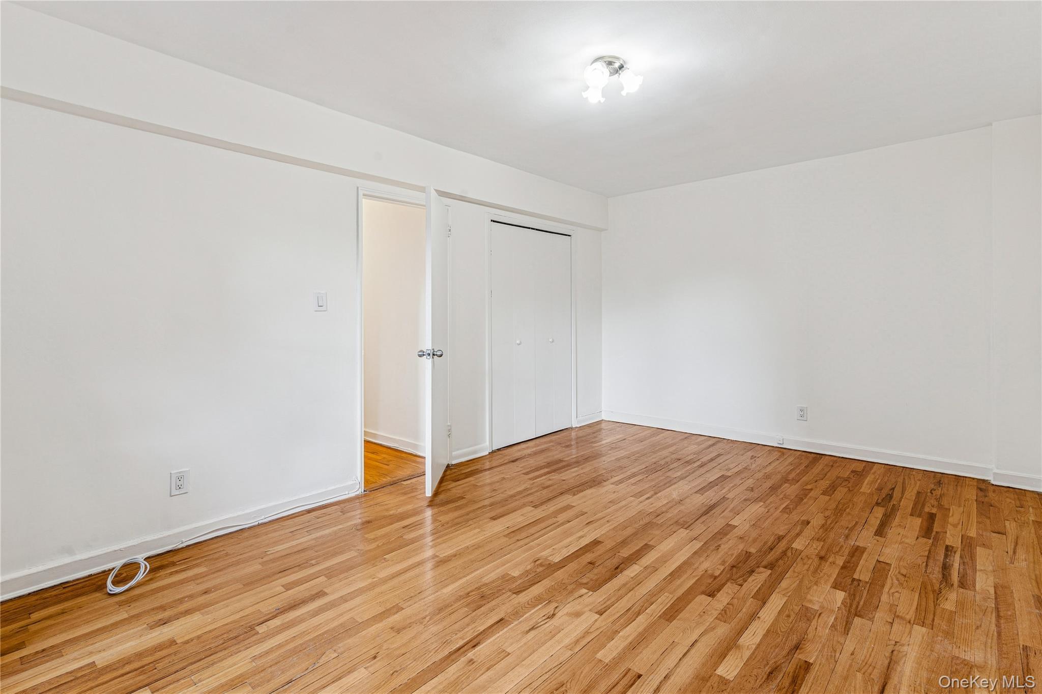 Coop 112th  Queens, NY 11375, MLS-954208-7