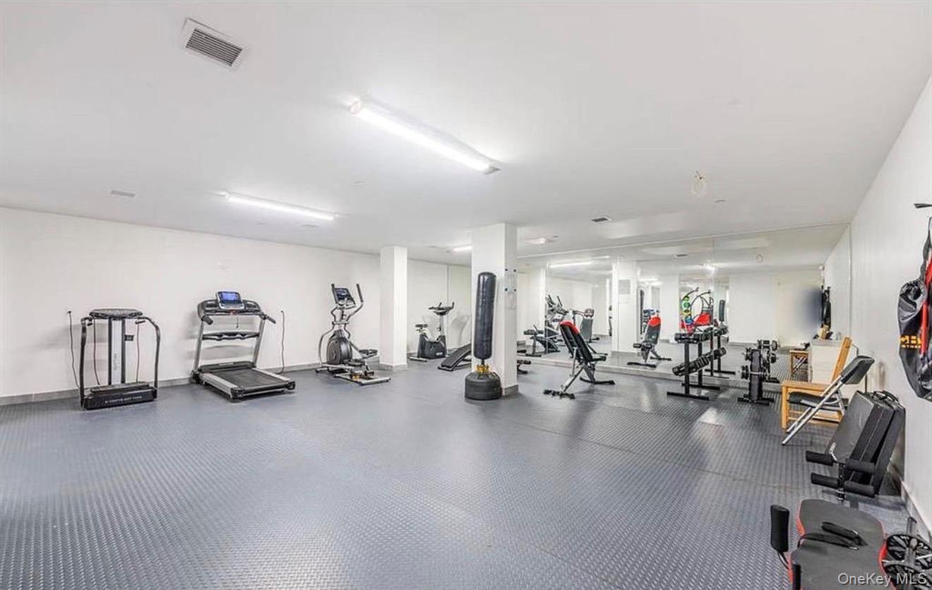 Condo Sanford  Queens, NY 11355, MLS-954225-11