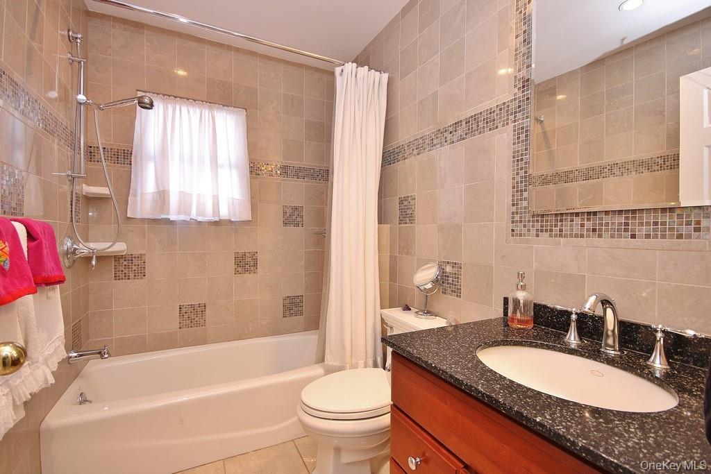 Single Family Quaker Church  Westchester County, NY 10598, MLS-954281-16