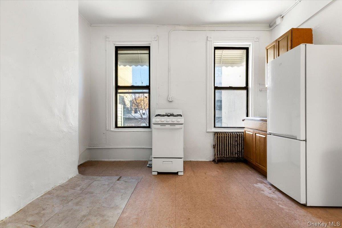 Single Family Hornaday  Bronx, NY 10460, MLS-954282-13