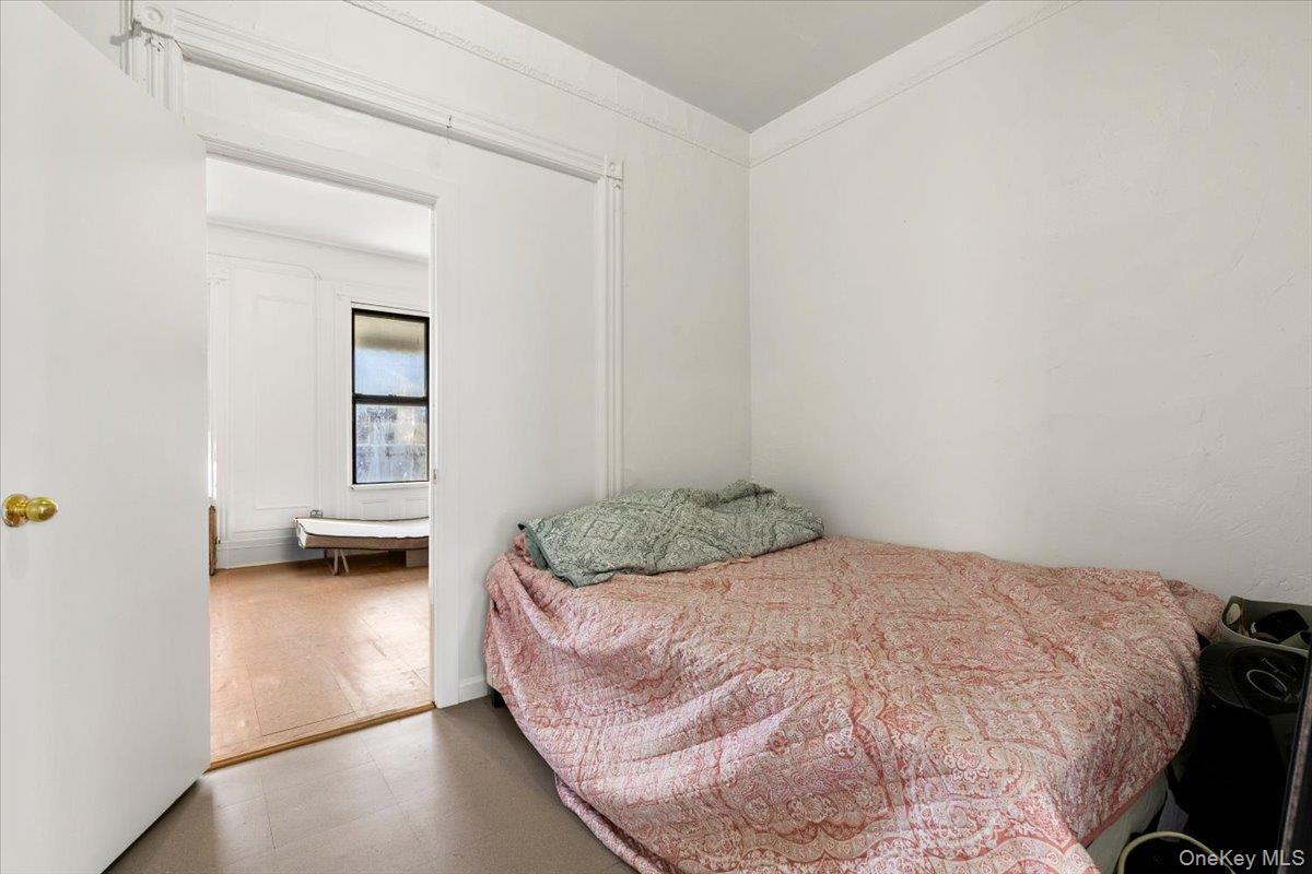 Single Family Hornaday  Bronx, NY 10460, MLS-954282-17