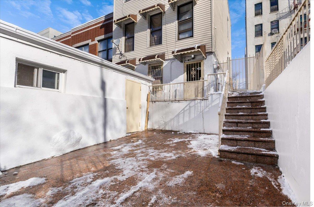 Single Family Hornaday  Bronx, NY 10460, MLS-954282-5