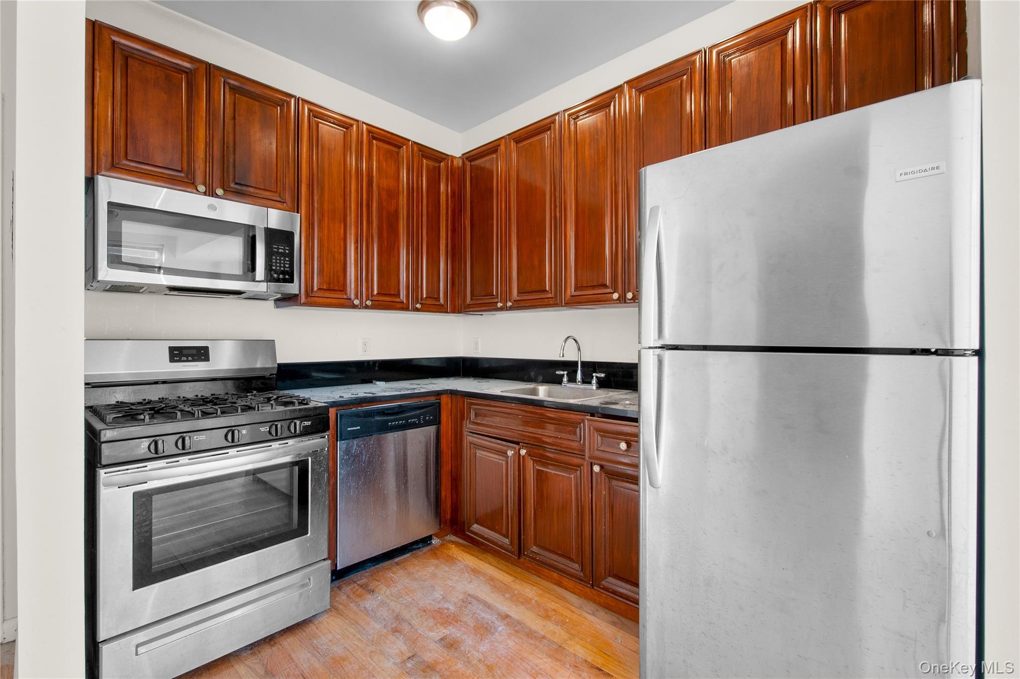 Condo 110th  Queens, NY 11356, MLS-954315-5