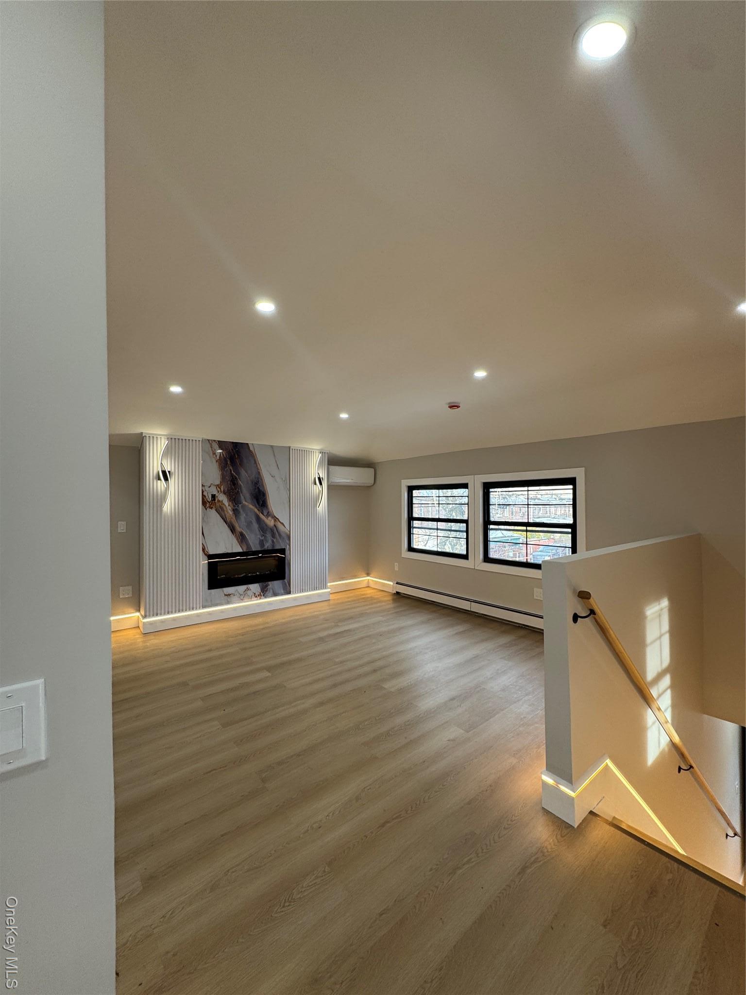 Single Family 199th  Queens, NY 11412, MLS-954321-15