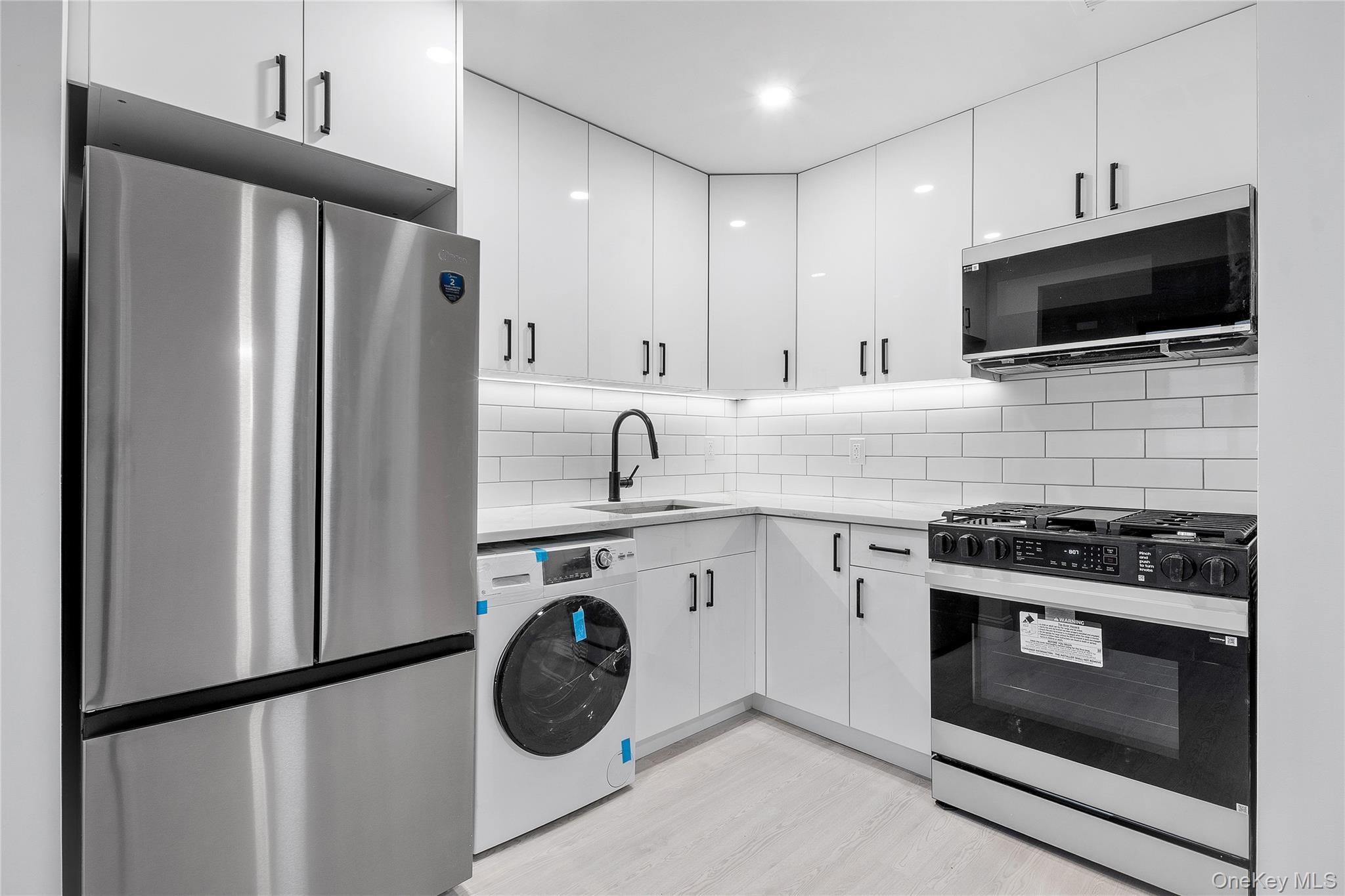 Condo 110th  Queens, NY 11356, MLS-954327-7