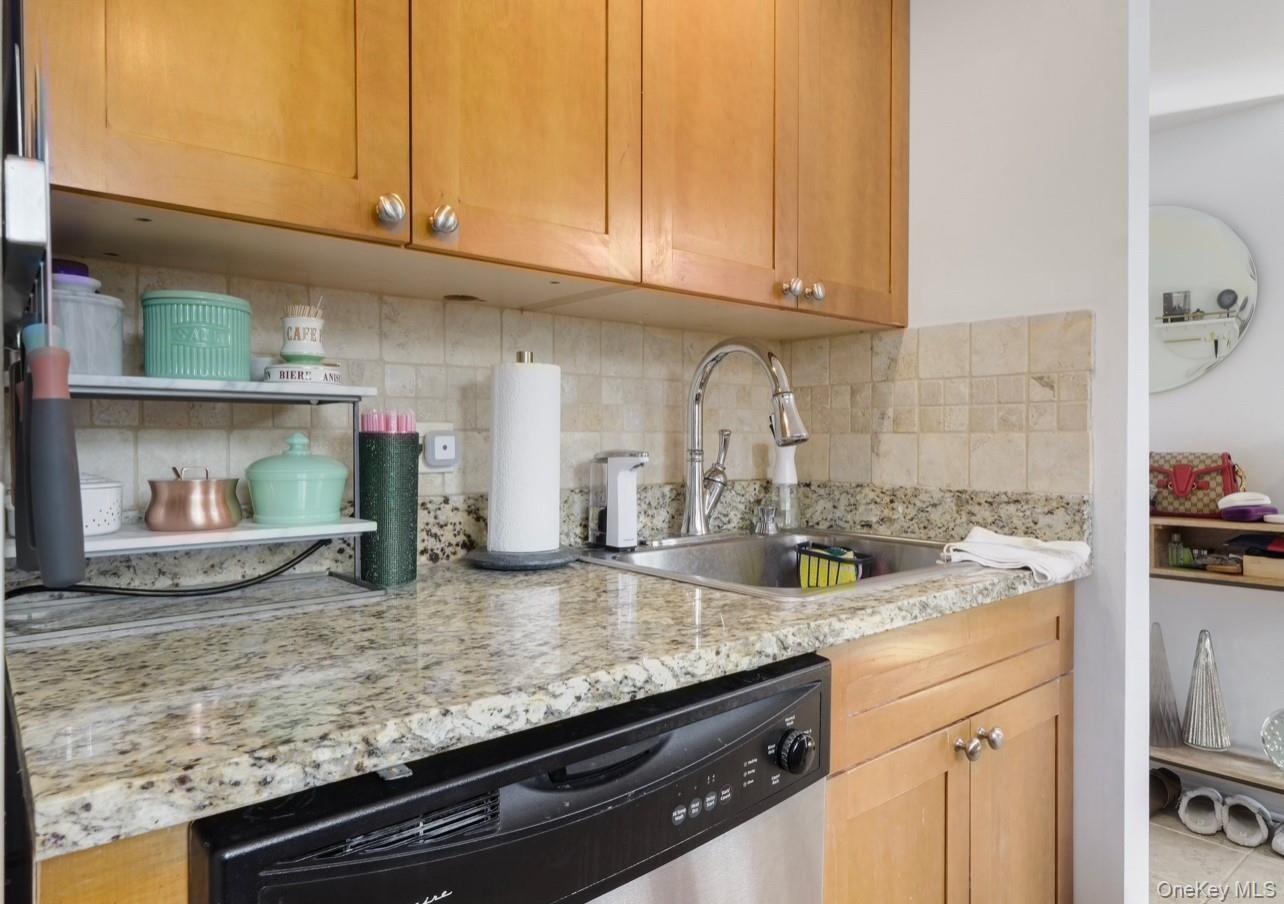 Condo Villa At The Woods  Westchester County, NY 10566, MLS-954330-13