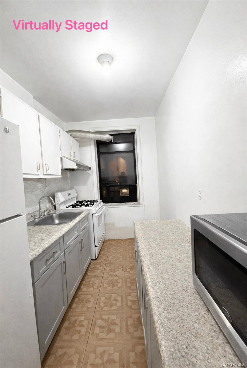 Coop 35  Queens, NY 11354, MLS-954342-8