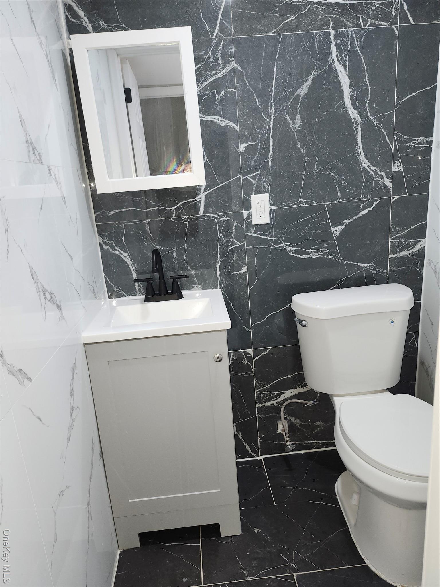 Single Family Centreville  Queens, NY 11417, MLS-954360-10