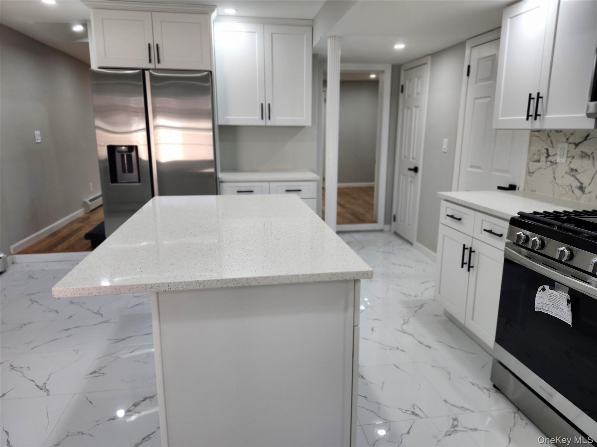 Single Family Centreville  Queens, NY 11417, MLS-954360-15