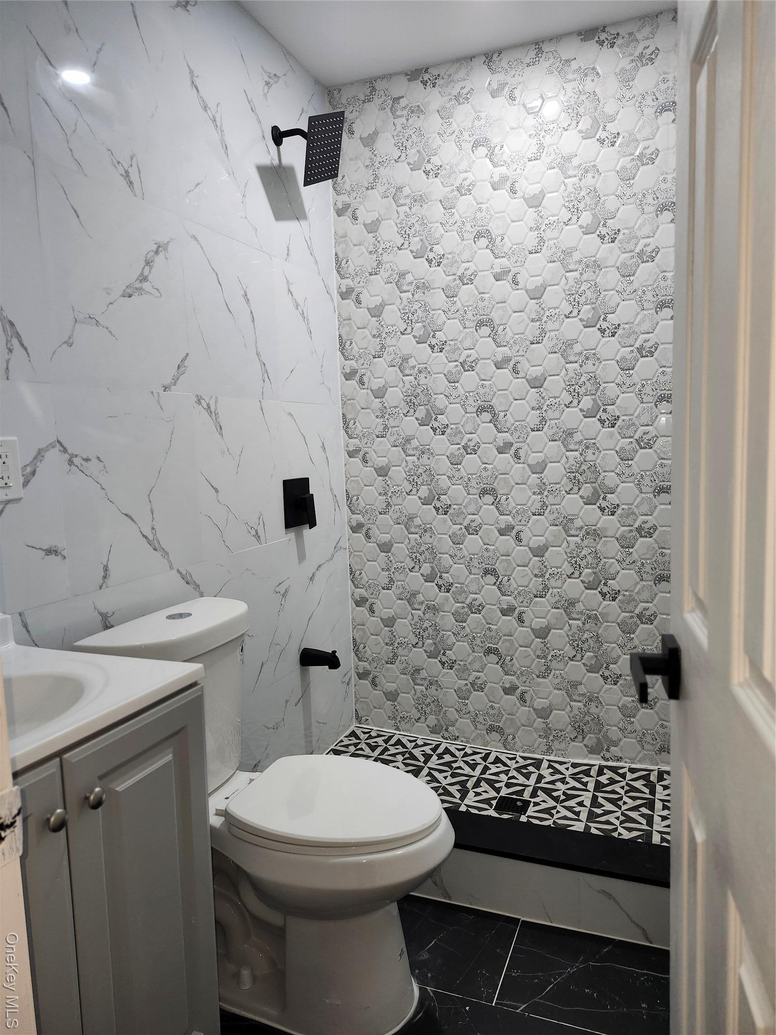 Single Family Centreville  Queens, NY 11417, MLS-954360-27