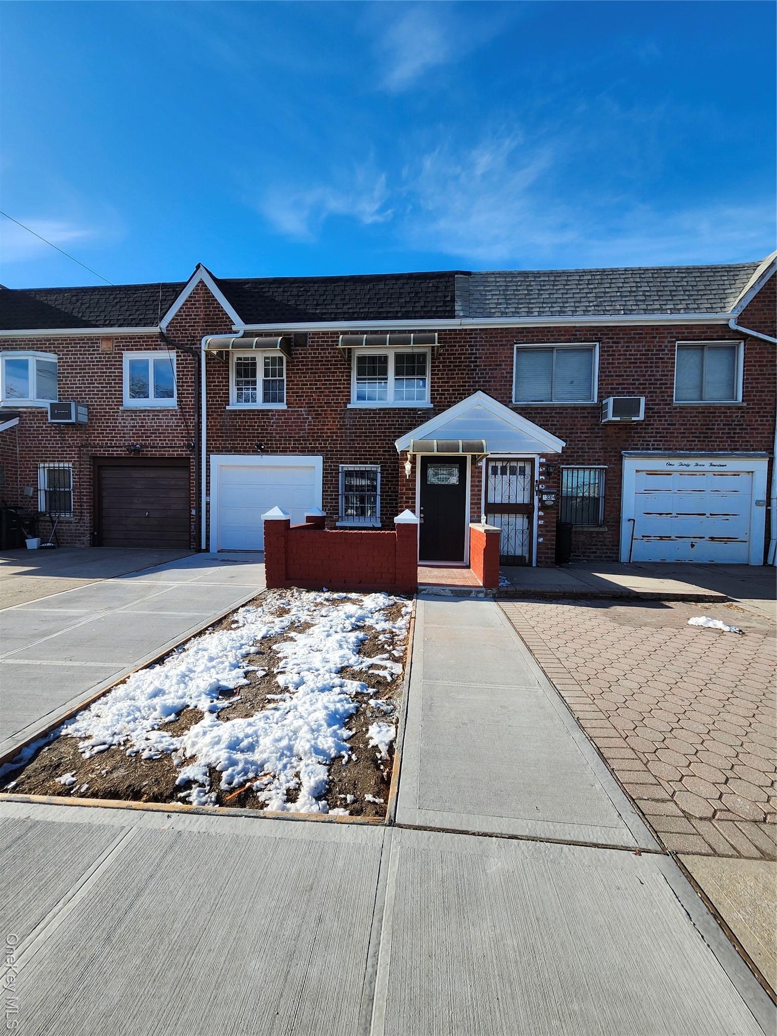 Single Family Centreville  Queens, NY 11417, MLS-954360-34